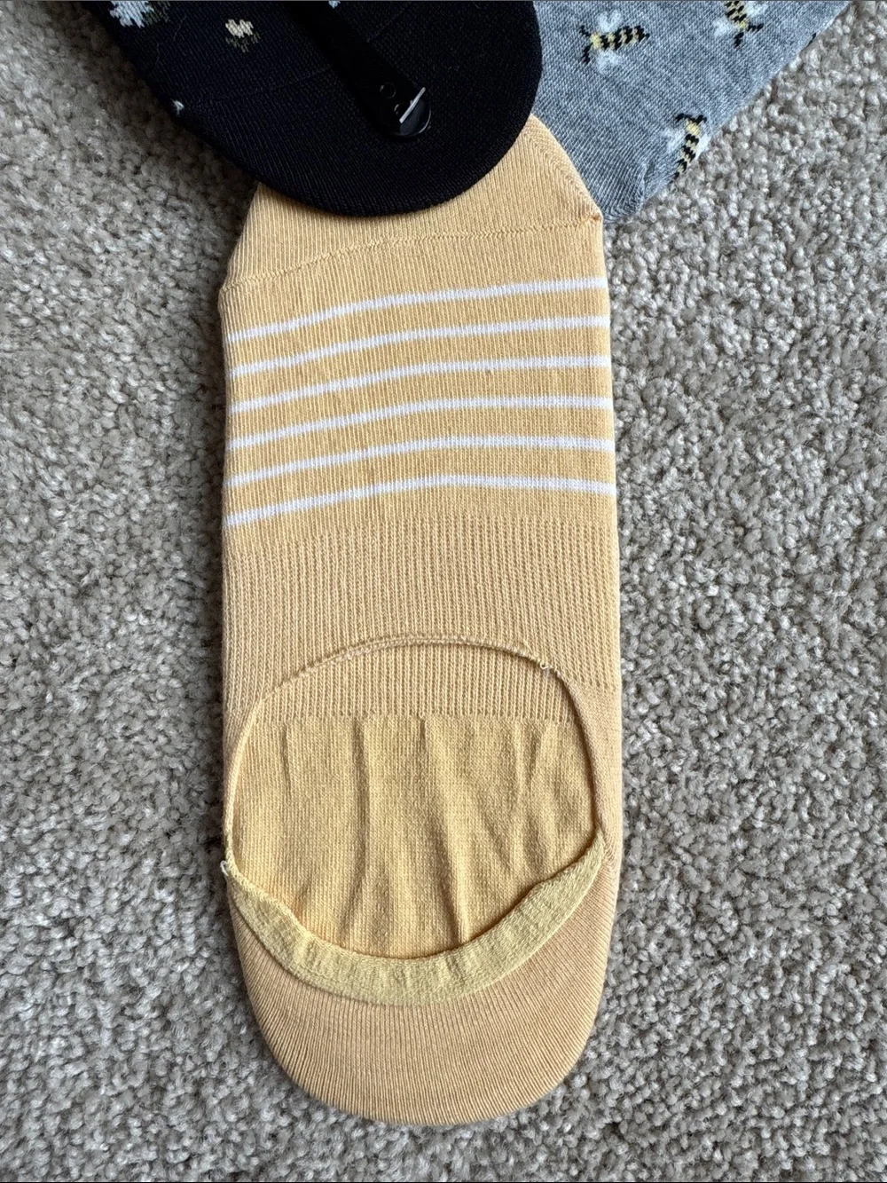 Old Navy No-Show Sneaker Socks - Black, Gray, Yellow (3-Pack)